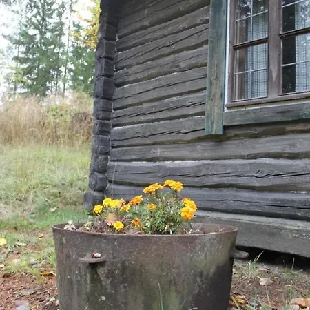 キャンプ場 Loeydoen Kartano