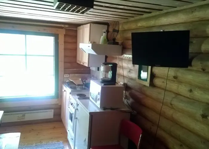 캠프장 Loeydoen Kartano